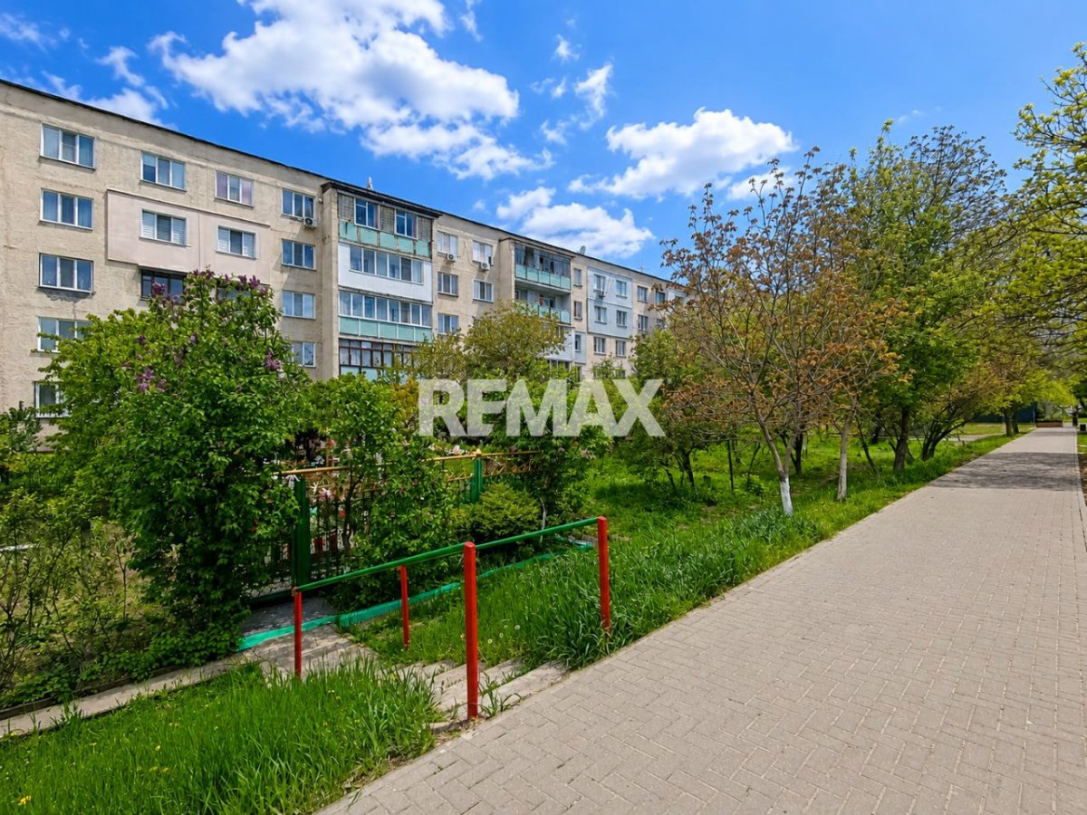 91.900 EUR