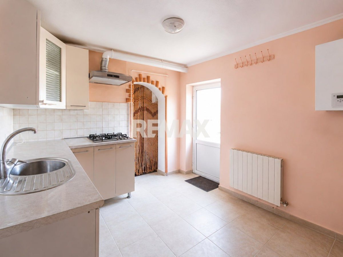 95.000 EUR