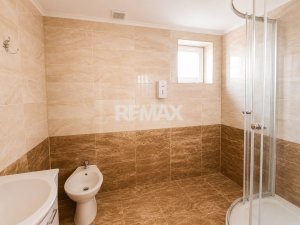 95.000 EUR