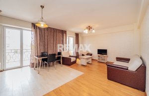 650 EUR