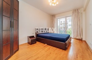 650 EUR