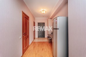 650 EUR