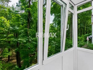 102.000 EUR